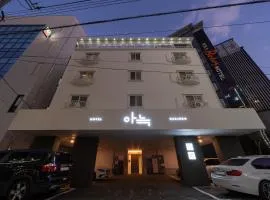 Aank Hotel Daejeon Yongjeon 1