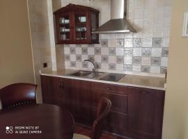 HOTEL RURAL EL NOGAL，位于马德罗纳的酒店