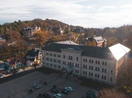 Schlosshotel Blankenburg，位于布兰肯堡的酒店