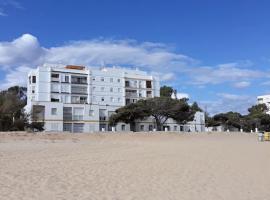 Loft en primera línea de playa，位于克莉丝蒂娜岛的酒店