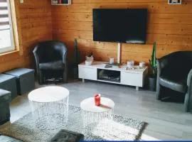 Insolite maison bois, wifi, streaming au coeur de l'Argonne et des batailles de Verdun