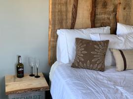 Downeast Coastal Maine Escape!，位于Milbridge的酒店