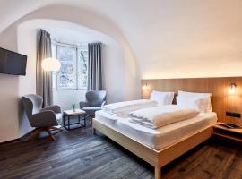 Hotel Walther v.d. Vogelweide Superior，位于丘萨的酒店