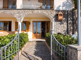Villa Savina - Elegant Family Villa Overlooks Amalfi Coast -，位于波西塔诺的酒店