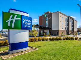 Holiday Inn Express & Suites Tulsa East - Catoosa, an IHG Hotel，位于卡图萨Eastgate Shopping Center附近的酒店