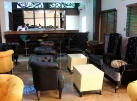 Room in Lodge - Cubana Suites-first class highly luxurious international standard hotel in Abuja