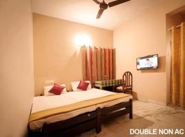 Surabhi Suites，位于安加马尔伊的酒店