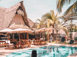 Paredon Surf House，位于El Pared&oacute;n Buena Vista的海滩酒店