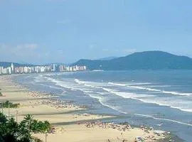 Apartamento aconchegante 1 quadra da praia