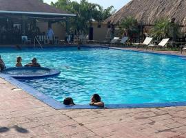 Hotel Las hamacas，位于拉塞瓦的酒店