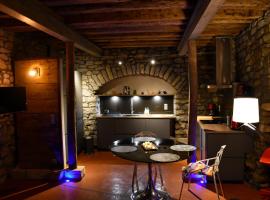 Caveau Contemporain KV'O37，位于阿尔布瓦的酒店