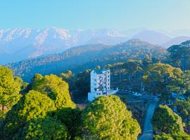 Hotel Saheb's Castle McLeodganj，位于麦罗肯机Kangra Airport - DHM附近的酒店