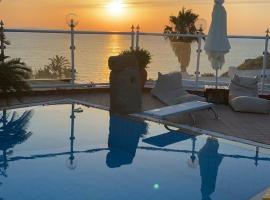 Dimorra Sun and Relax，位于伊斯基亚Cava dell' Isola Beach附近的酒店