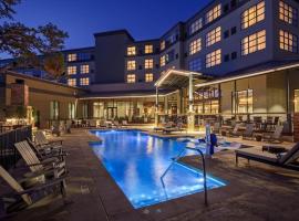 THE BEVY HOTEL，位于伯尼的酒店