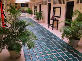 HOTEL EXCLUSIVO，位于El Jardín的酒店