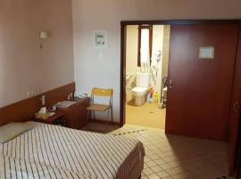 Hotel Joni，位于Ždraljica的酒店