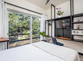 Joint Boutique Hotel，位于巴亚尔塔港的酒店
