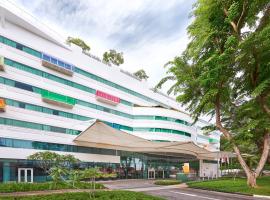 Village Hotel Changi by Far East Hospitality，位于新加坡Changi Exhibition Centre附近的酒店