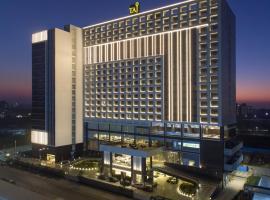 Taj Skyline Ahmedabad，位于艾哈迈达巴德的酒店