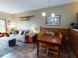 Allegheny Spg - Cozy Condo Ski from our patio