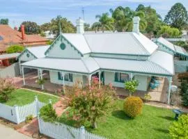 Wandew - Echuca Holiday Homes