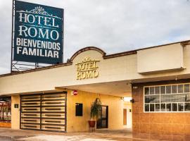Hotel Romo，位于洛斯莫奇斯的酒店