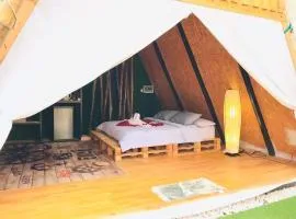 Bridge Hill Cafe Glamping