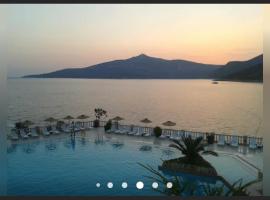 Sea view Bougainvillea 52，位于卡尔坎的酒店