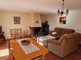 Apartamento Rural Coll d'Ares，位于Ares del Maestre的低价酒店