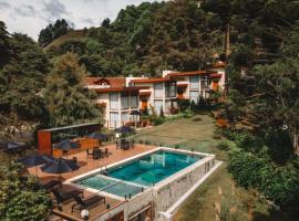 Hotel Boutique QUEBRA-NOZ，位于坎波斯杜若尔当的酒店