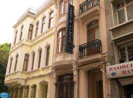 Castle Franco Suites，位于伊斯坦布尔倍亚济广场附近的酒店