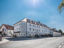 Gasthof Neuwirt，位于伊斯马宁的酒店