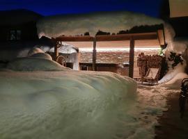 Hochjochstöbli B&B Alpine Easy Stay，位于施伦斯的酒店