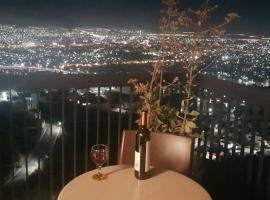 Departamento de lujo en Queretaro, excelente vista，位于Laborcillas的酒店