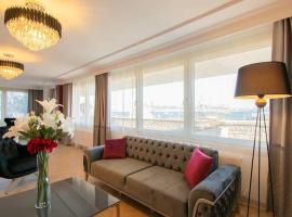 Opulent Suite Bosphorus View，位于伊斯坦布尔处女塔附近的酒店