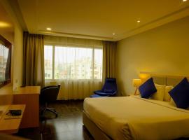 Bay View Hotel Vizag，位于维沙卡帕特南的酒店