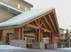 Coast Hillcrest Hotel