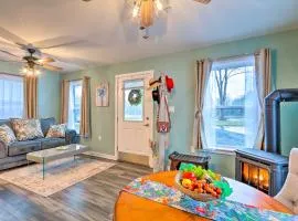 Unwind Fireside! Poconos Cottage 12 Mi to Slopes