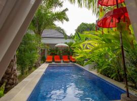 Bali Komang Guest House Sanur，位于沙努尔的带泳池的酒店