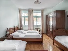 Parma Guesthouse & Apartments in Maribor