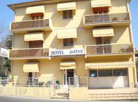 玛尔妮酒店，位于马萨罗萨的酒店