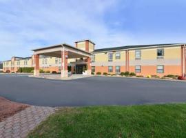 Home Inn Providence，位于Attleboro Falls的酒店