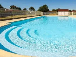 2025 Reno 2-Bed Escape w pool Min to GolfCources