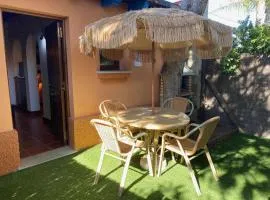 Estudio para pareja con jardincito privado barbaco