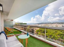Coup de coeur! Vue mer! Terrasse dangle!，位于昂蒂布的酒店