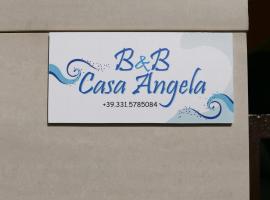 Casa Angela，位于圣克罗切卡梅里纳的酒店