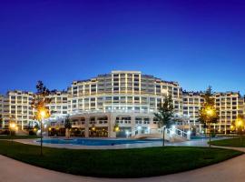 RELAX Apartment in Varna South Bay Residence，位于瓦尔纳阿斯帕鲁霍夫海滩附近的酒店