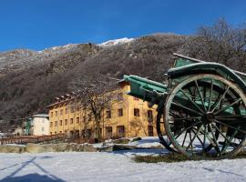 Casa Per Ferie Forterocca，位于Bobbio Pellice的酒店