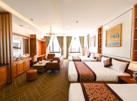 La Fleur Premium Central Apartment Hotel，位于大叻的Spa酒店