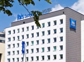 ibis budget Warszawa West Station，位于华沙的酒店